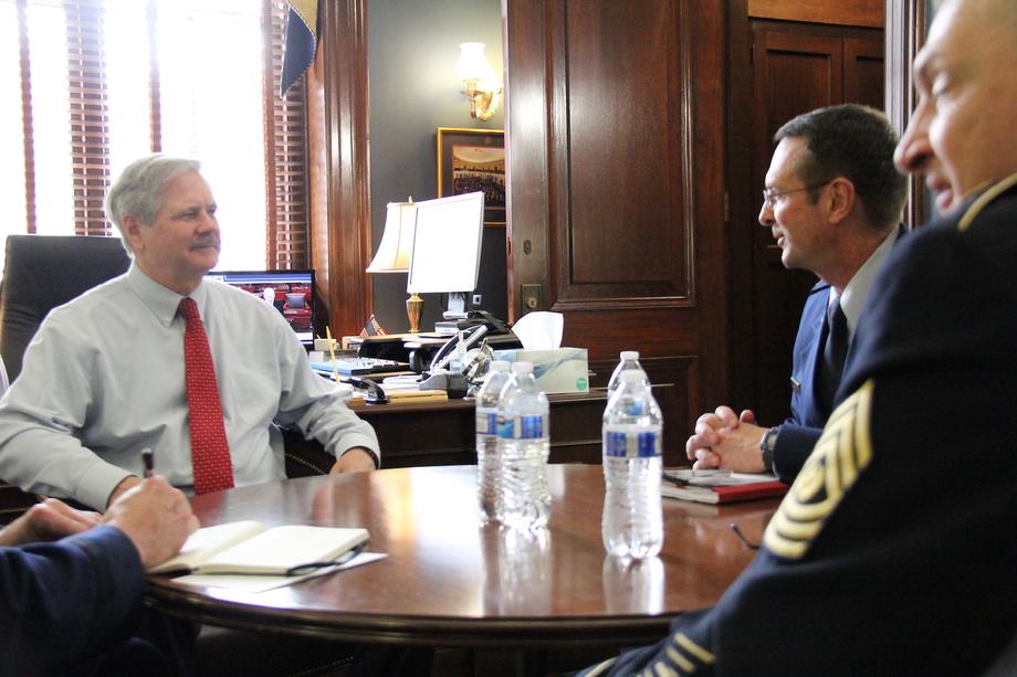 April 2019 - Senator Hoeven meets with the head of the National Guard Bureau, Gen. Joseph Lengyel.